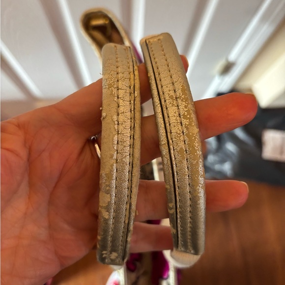 Coach Poppy 2012 (F17148) Kyra Floral Tote Bag in EUC - Picture 13 of 16